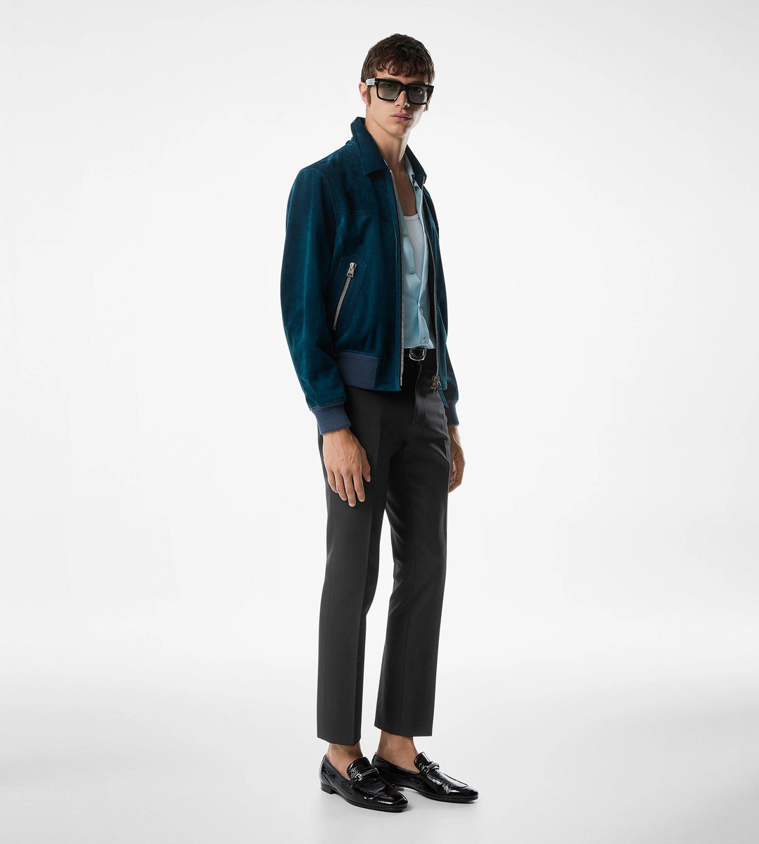 BLOUSON AUS KASCHMIR-WILDLEDER MIT KRAGEN BLOUSON AUS KASCHMIR-WILDLEDER MIT KRAGEN