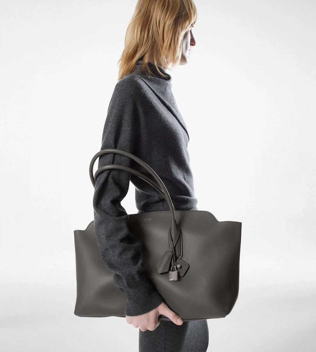 GROSSE SCHULTERTASCHE „ALEXANDER“ AUS NATURLEDER GROSSE SCHULTERTASCHE „ALEXANDER“ AUS NATURLEDER