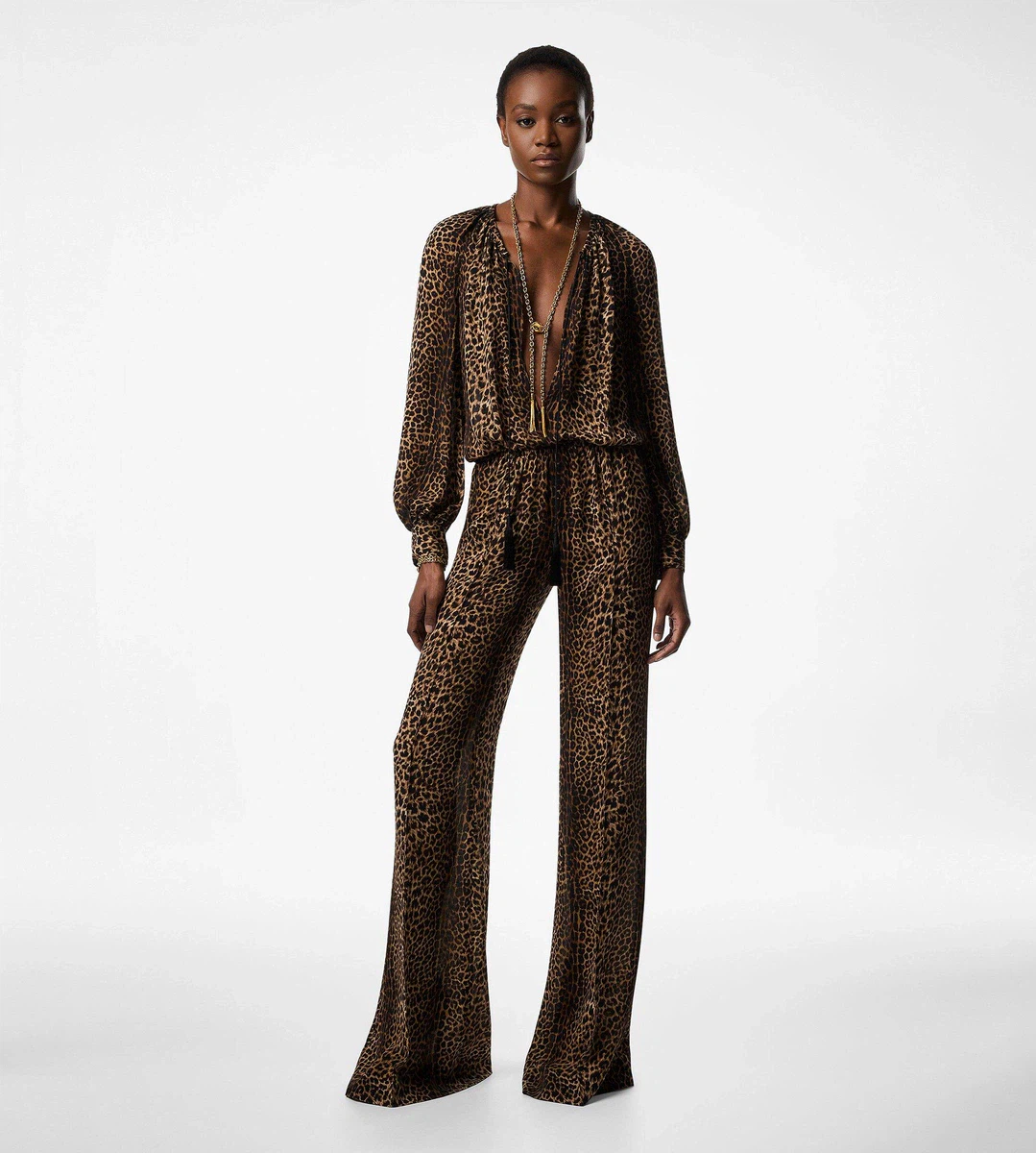 LANGÄRMELIGER JUMPSUIT MIT RAFFINIERUNG LANGÄRMELIGER JUMPSUIT MIT RAFFINIERUNG