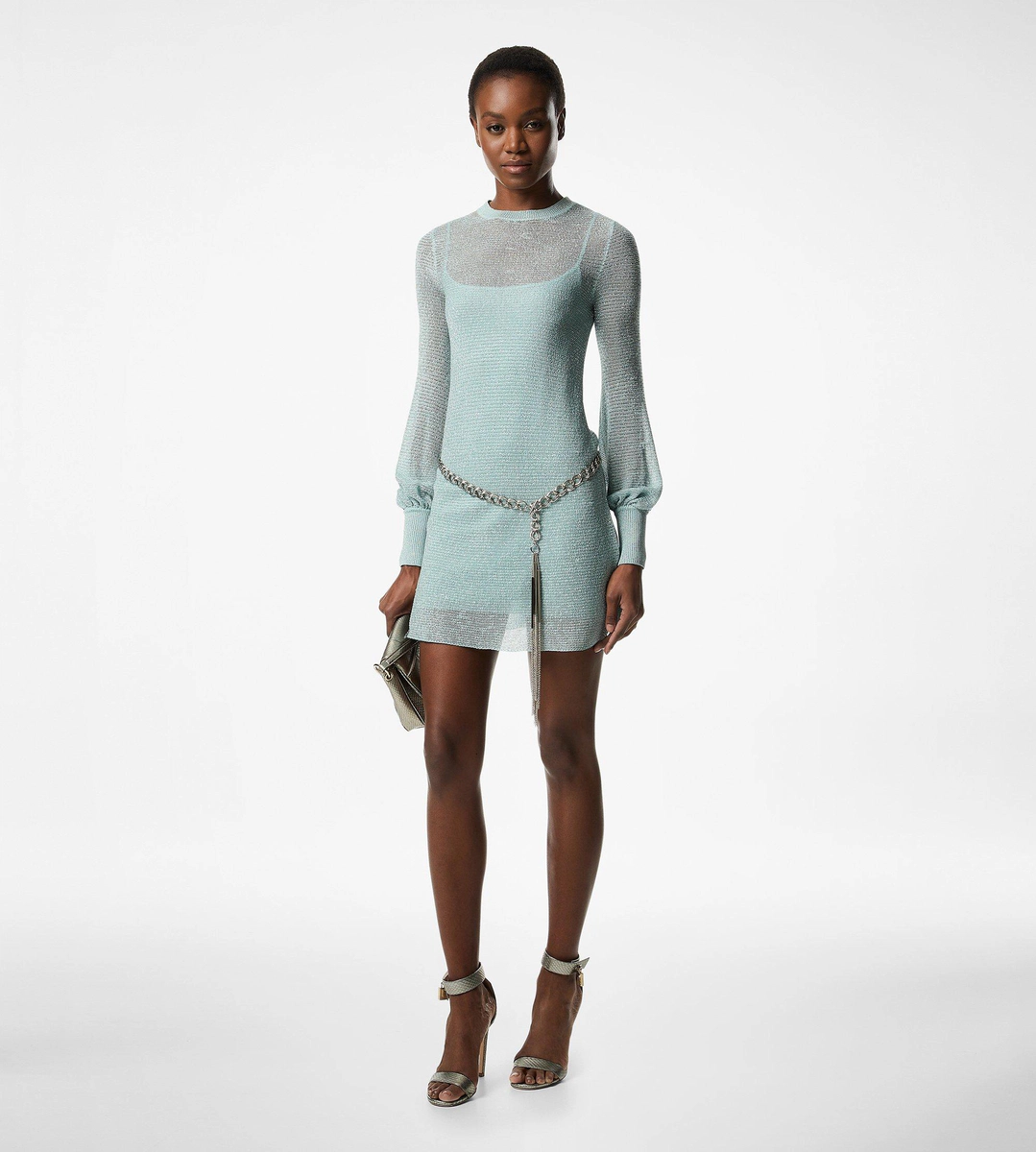 LANGÄRMELIGES MINIKLEID MIT RUNDHALSAUSSCHNITT LANGÄRMELIGES MINIKLEID MIT RUNDHALSAUSSCHNITT
