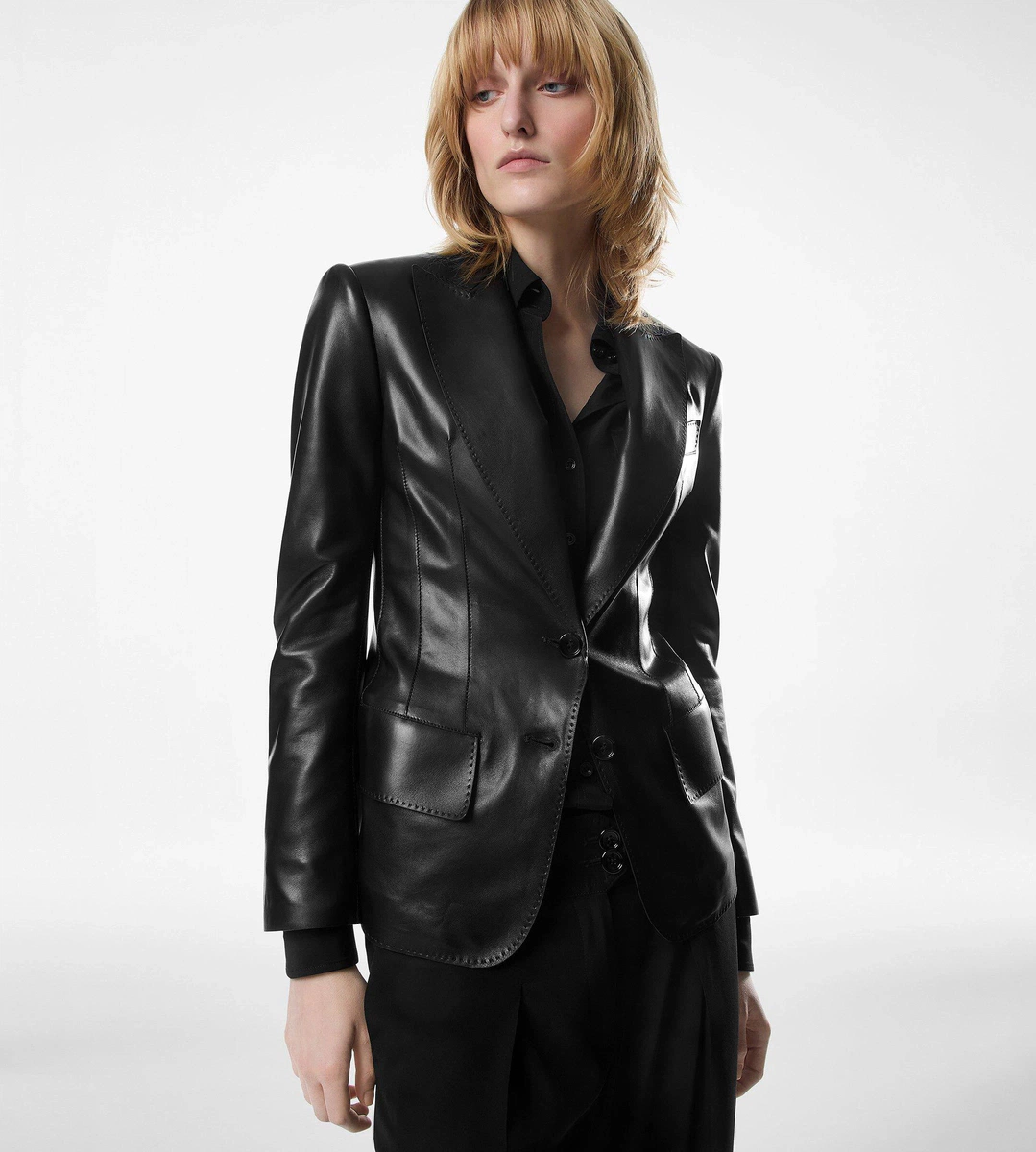 LEDERJACKE MIT SPITZEM REVERS LEDERJACKE MIT SPITZEM REVERS
