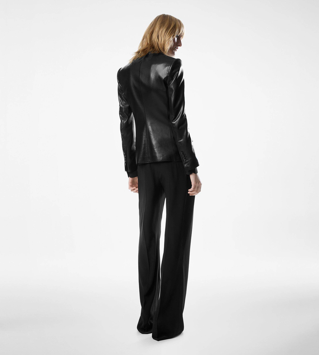 LEDERJACKE MIT SPITZEM REVERS LEDERJACKE MIT SPITZEM REVERS