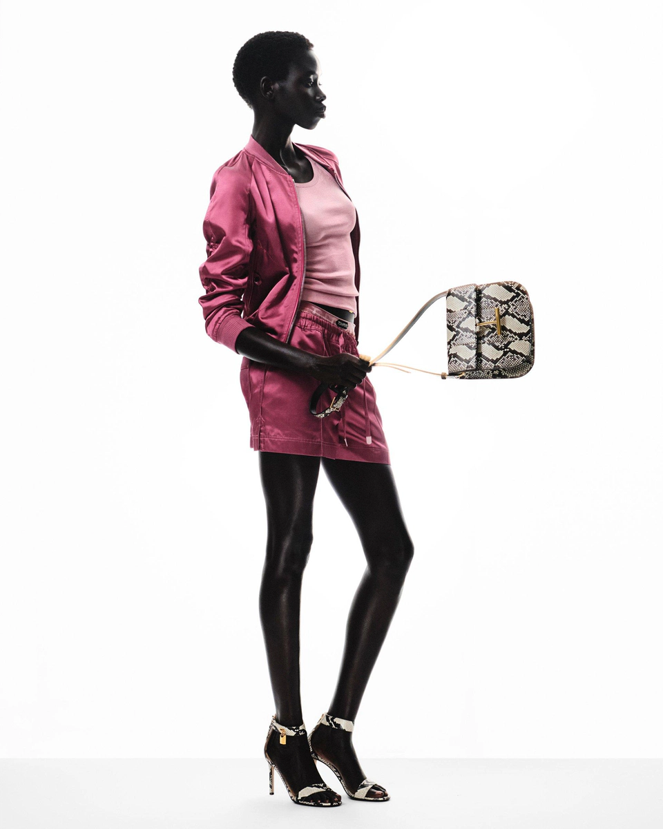 MINI-UMHÄNGERTASCHE „TARA“ MIT PYTHON-DRUCK MINI-UMHÄNGERTASCHE „TARA“ MIT PYTHON-DRUCK