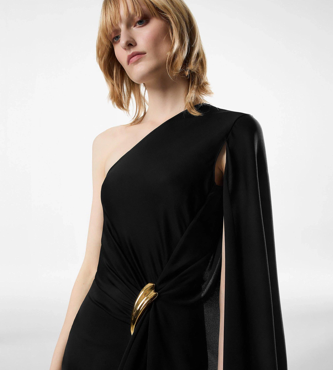 ONE-SHOULDER-ABENDKLEID MIT CAPE UND LIZA-HARDWARE-DETAIL ONE-SHOULDER-ABENDKLEID MIT CAPE UND LIZA-HARDWARE-DETAIL
