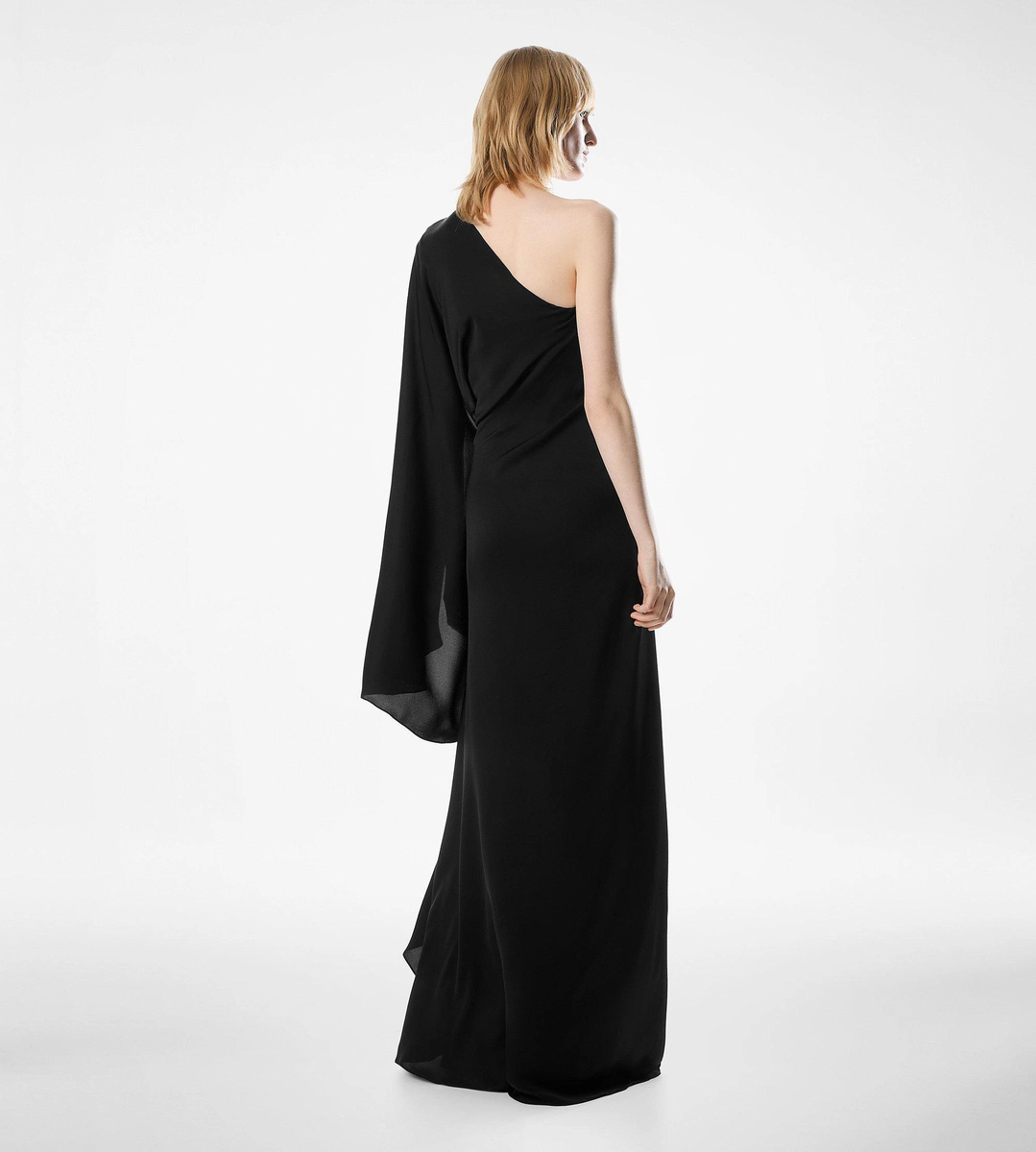 ONE-SHOULDER-ABENDKLEID MIT CAPE UND LIZA-HARDWARE-DETAIL ONE-SHOULDER-ABENDKLEID MIT CAPE UND LIZA-HARDWARE-DETAIL