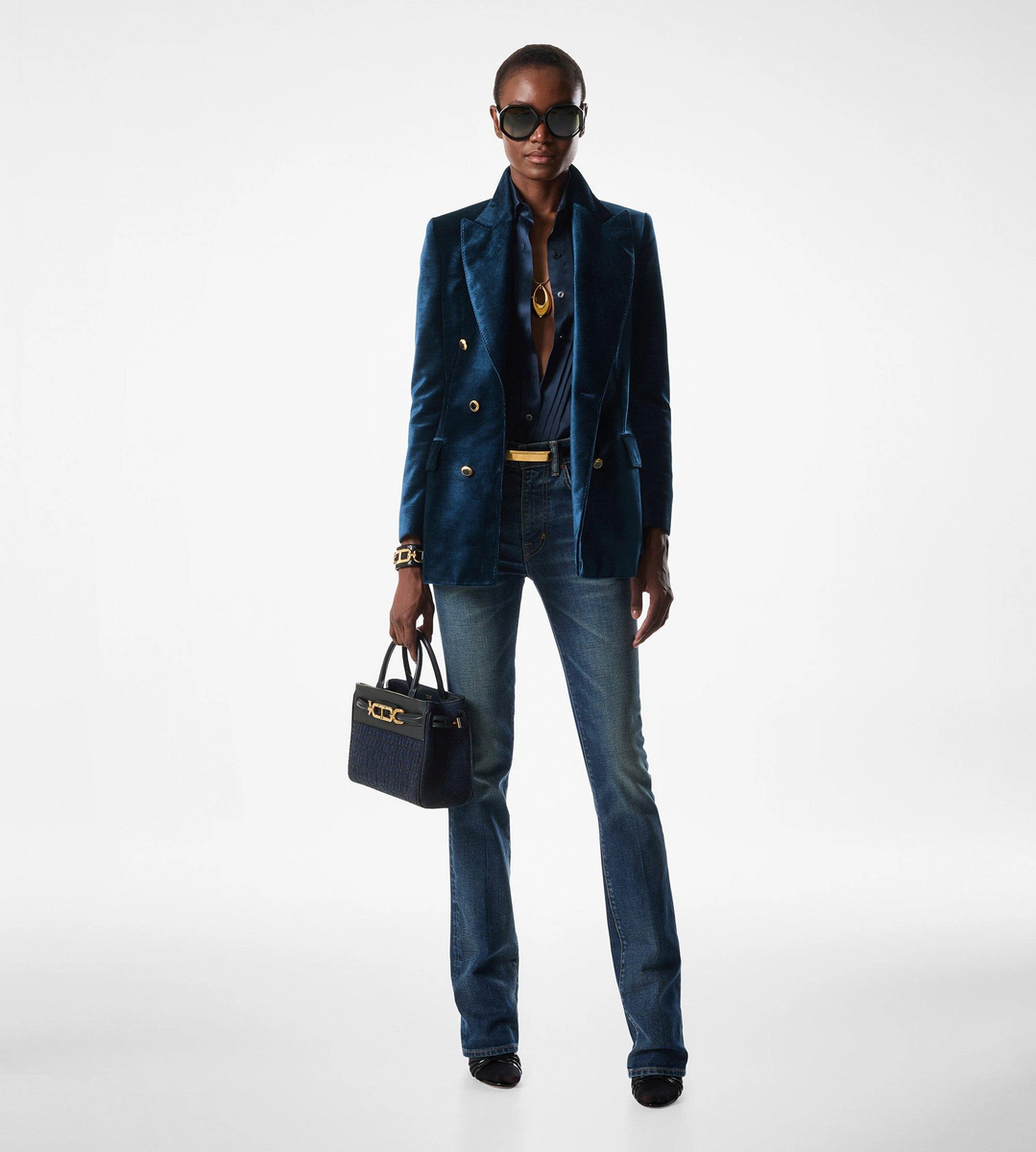 Schlaghose aus Stretch-Raw-Denim Schlaghose aus Stretch-Raw-Denim