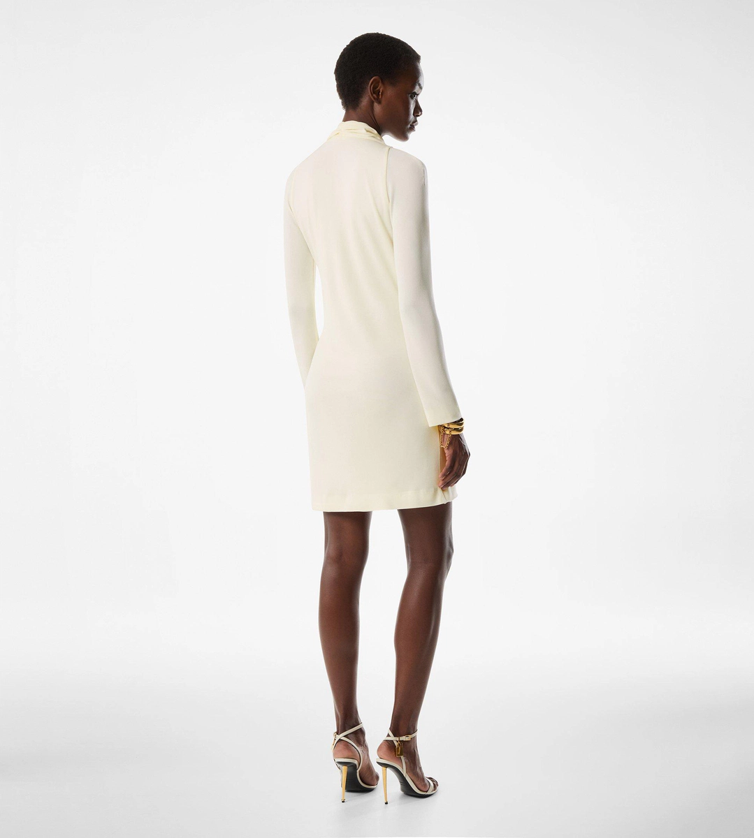 V-AUSSCHNITT LANGARM COCKTAILKLEID MIT RIEGELDETAIL V-AUSSCHNITT LANGARM COCKTAILKLEID MIT RIEGELDETAIL
