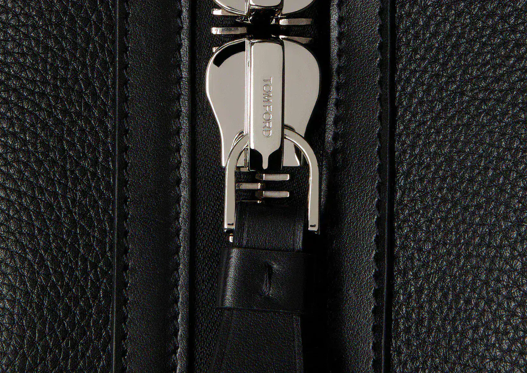 WEICHE REISETASCHE AUS NARBENLEDER WEICHE REISETASCHE AUS NARBENLEDER